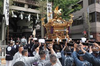 鳥越祭の写真1